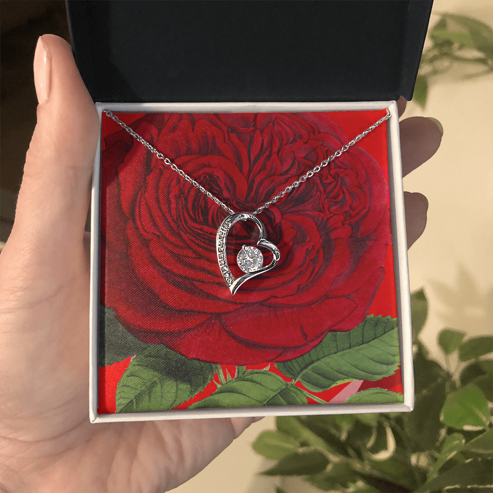 “Timeless Heart Pendant – A Classic Expression of Love”