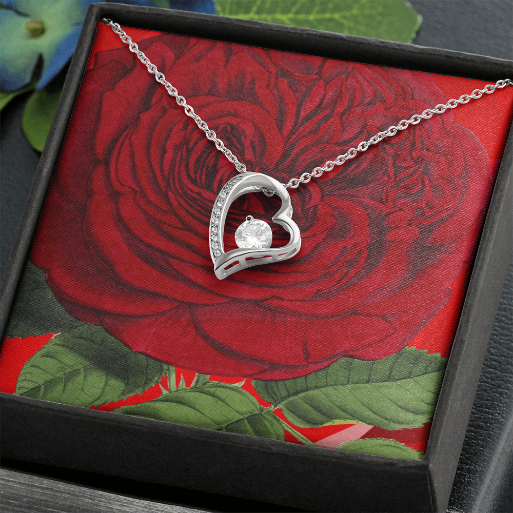 “Timeless Heart Pendant – A Classic Expression of Love”